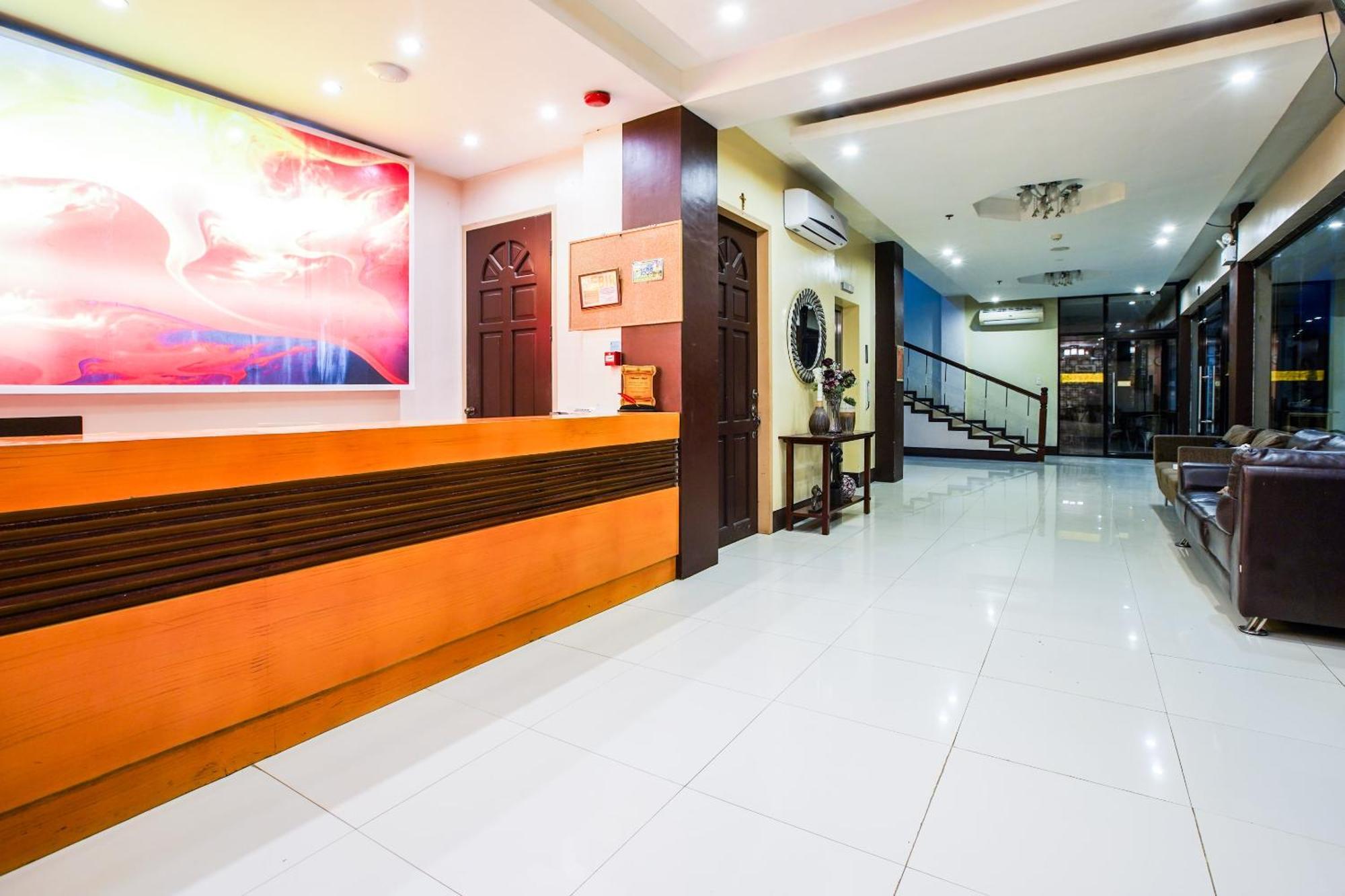 Oyo 236 Hotel Edmundo Pototan Exterior photo